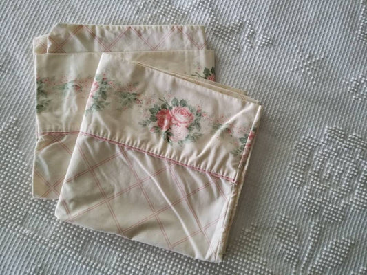 SALE Vintage pillowcases, Allyson Kent, set of 2, king size, floral, pink, beige, lattice, cottagecore, granny chic, shabby chic, grandmillennial