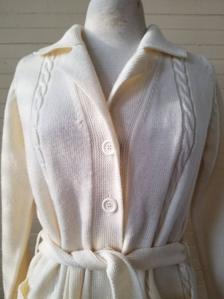 Vintage cardigan, Duet small gender neutral 70s button up long sleeves white collar pockets tie sash braided ribbed acrylic knit sweater