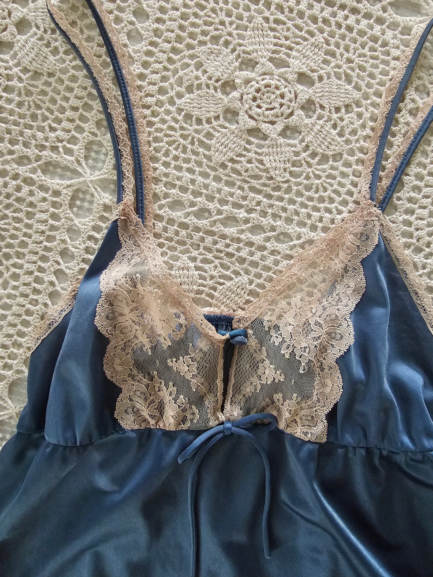 Vintage lingerie set, Texsheen small blue 70s spaghetti strap babydoll camisole top panties lace sexy honeymoon newlywed sheer split plunge