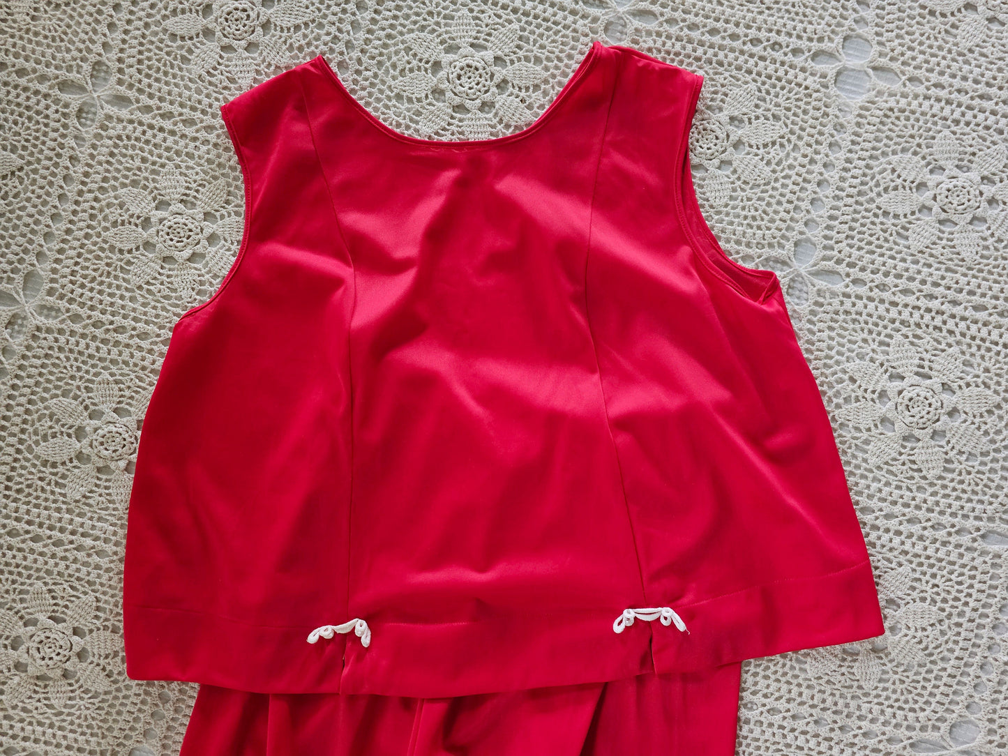 Vintage pajama set, Sans Sauci 36 two piece top pants loungewear red sleeveless capri length small medium lingerie nylon Chinese frog bow