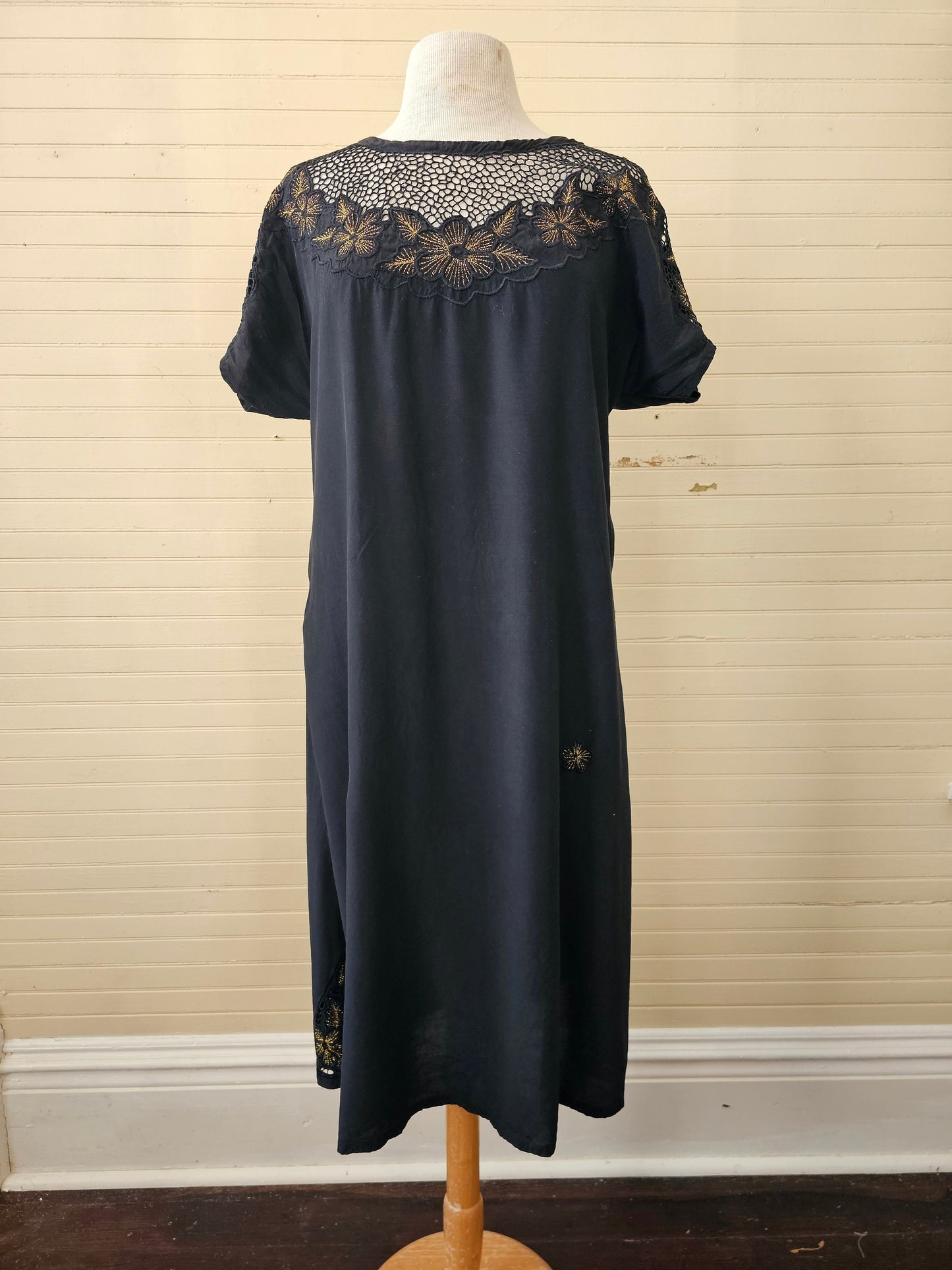 Vintage dress, Satyuga small black gold cutwork lace shift waist tie short sleeves leg slits embroidered swimsuit cover knee length kaftan