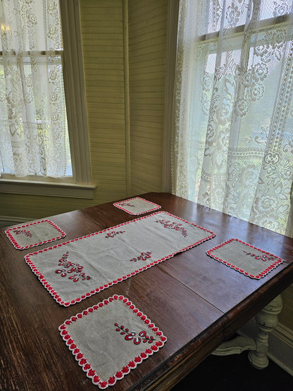 Vintage table linens, set of 5 napkins table runner handmade crochet embroidered red white black floral 70s MCM retro hippy boho bohemian