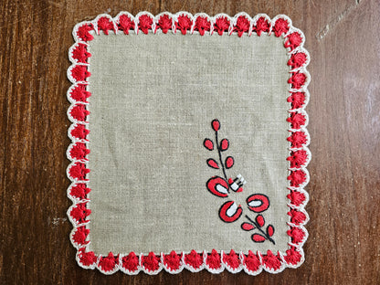 Vintage table linens, set of 5 napkins table runner handmade crochet embroidered red white black floral 70s MCM retro hippy boho bohemian