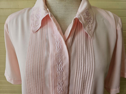 Vintage blouse, Claudia Richard 10p pink short sleeves button up front embroidered floral pleated fancy dressy flowy collar shoulder pads 90