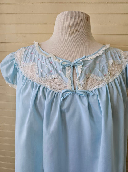 Vintage pajama set, Barbizon small blue nightgown robe peignoir set of 2 below knee lace trim embroidered bows lingerie sleep Sandee Sheryl