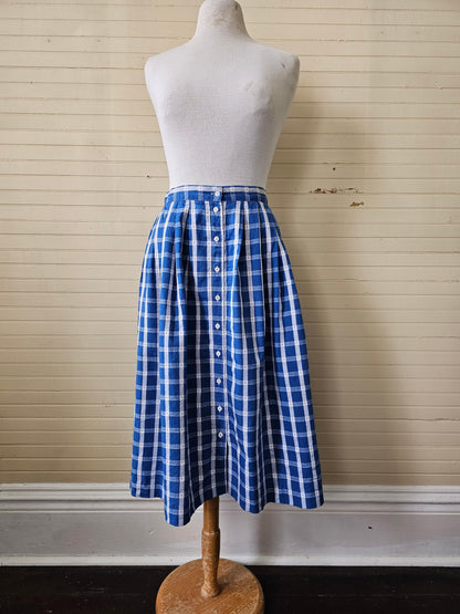 Vintage skirt, LL Bean size 8 blue white plaid polka dots pleated buttons up side pockets A line midi below knee woven cotton classic preppy