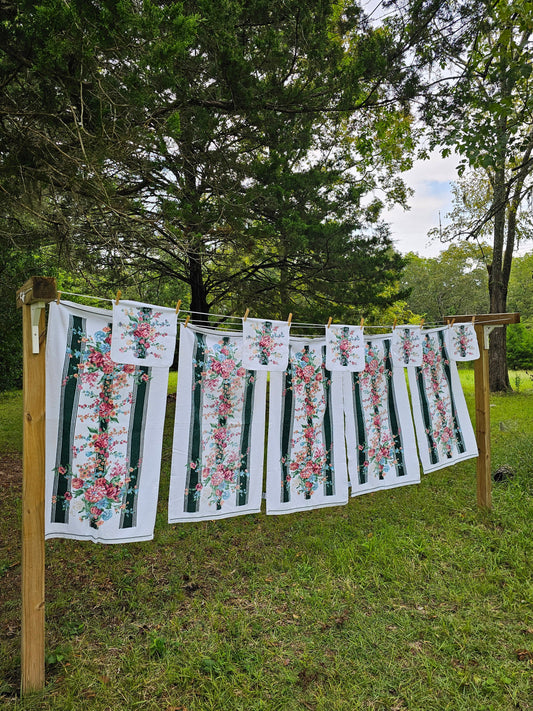 Vintage towels Croscill set of 10 bath washcloths cottagecore Victorian country grandmillennial green pink floral stripes 90s NOS new unused