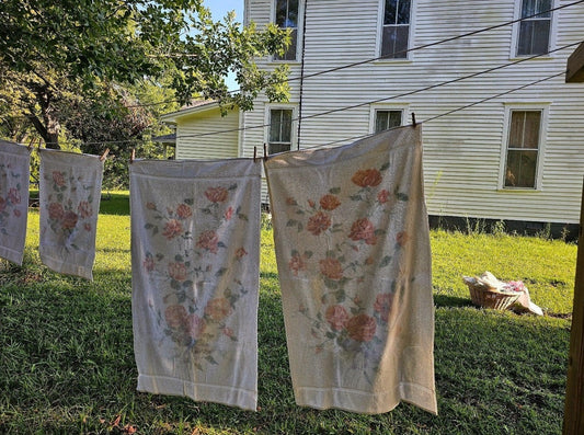 Vintage towels, Lady Pepperell set of 6 floral white peach bath hand washcloths cotton MCM NOS cottagecore Victorian country granny shabby