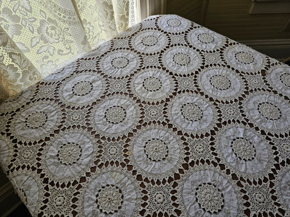 Vintage tablecloth beige rectangle crochet medallion embroidered floral doily granny shabby chic country farmhouse Victorian grandmillennial